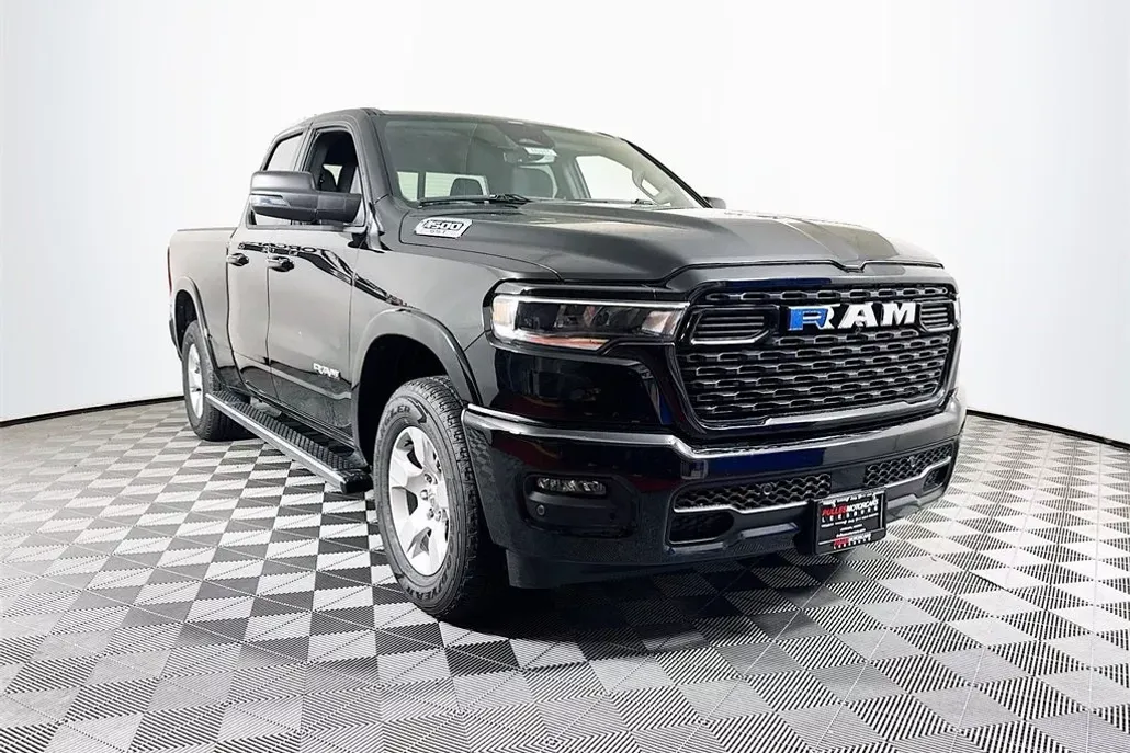 2025 Ram 1500 Big Horn photo 1