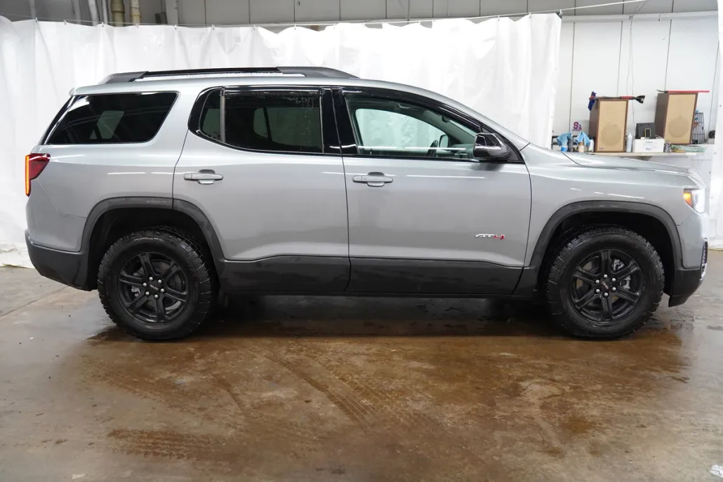 2023 Gmc Acadia AT4 photo 1