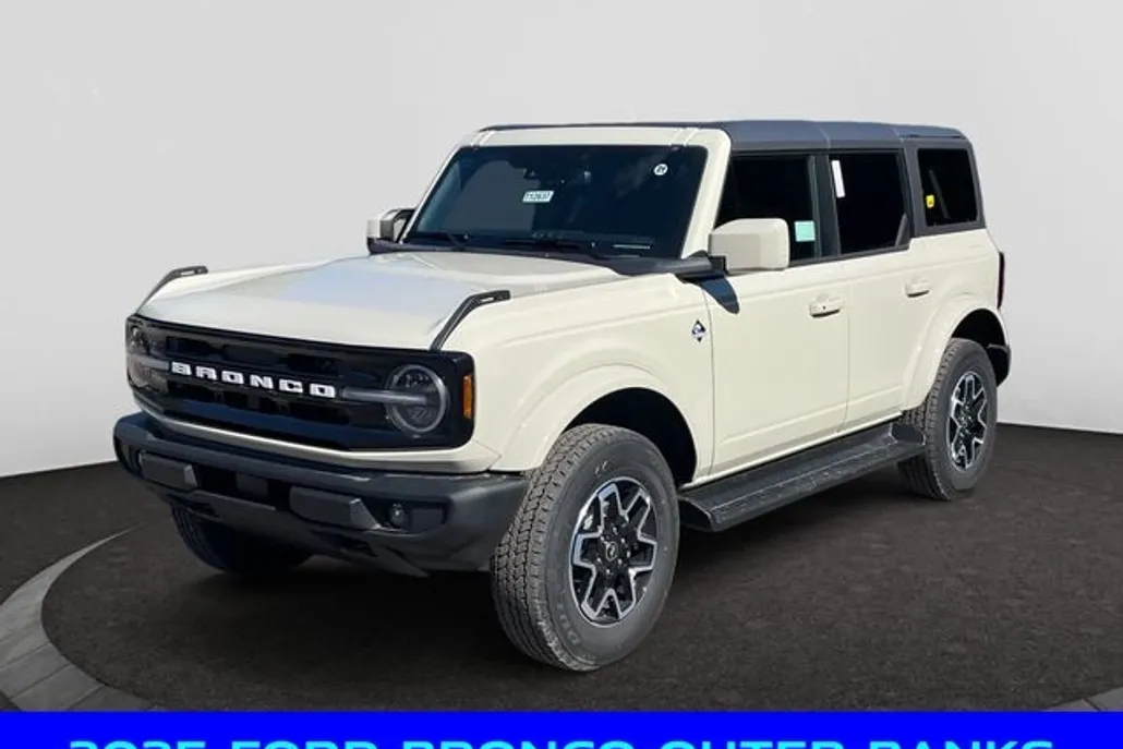 2025 Ford Bronco Outer Banks photo 1