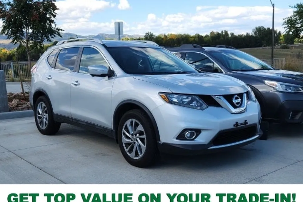 2015 Nissan Rogue SL photo 1
