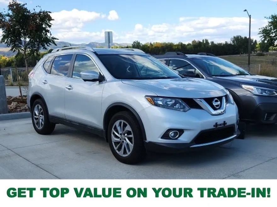 2015 Nissan Rogue SL photo 1