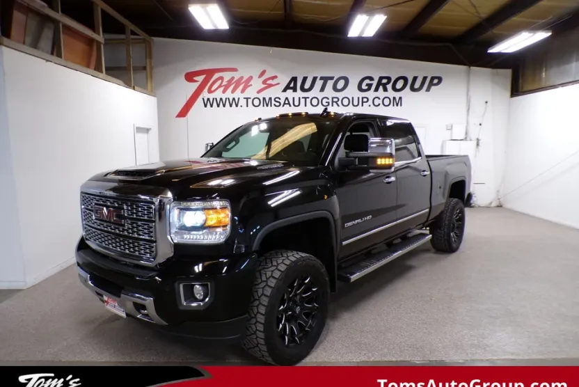 2019 Gmc Sierra HD Denali photo 1