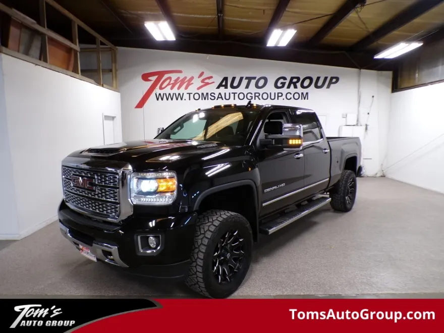 2019 Gmc Sierra HD Denali photo 1