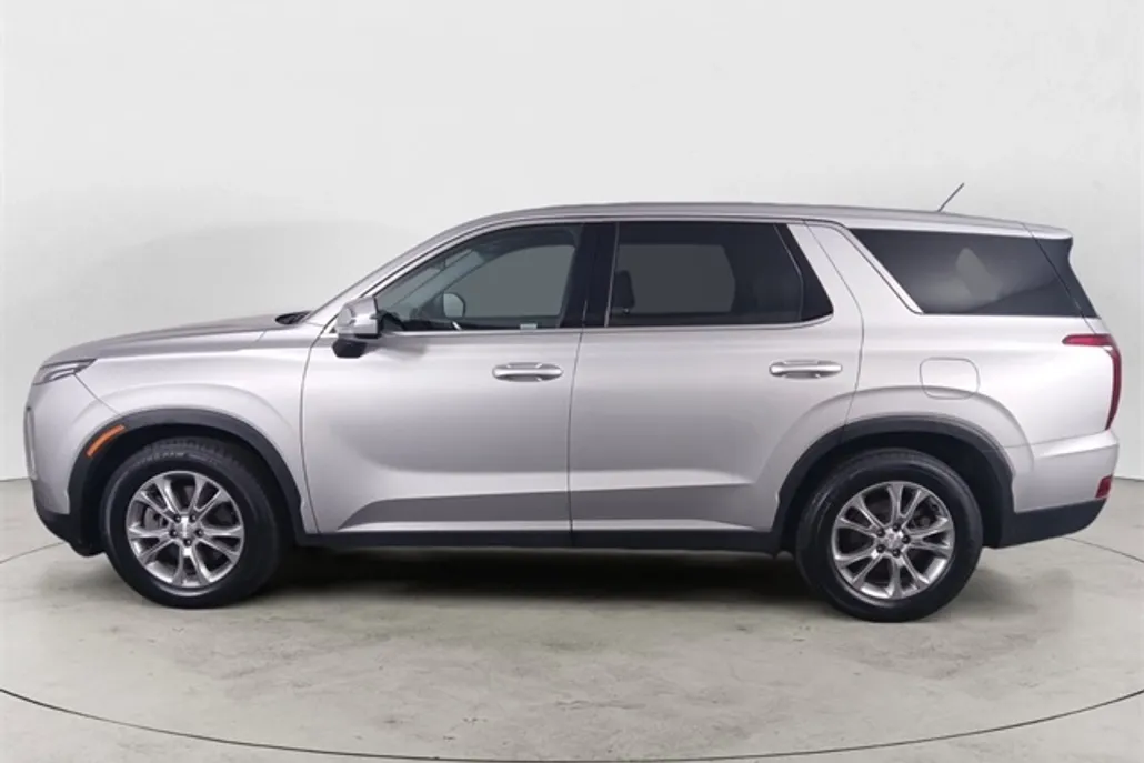 2022 Hyundai Palisade SE photo 1
