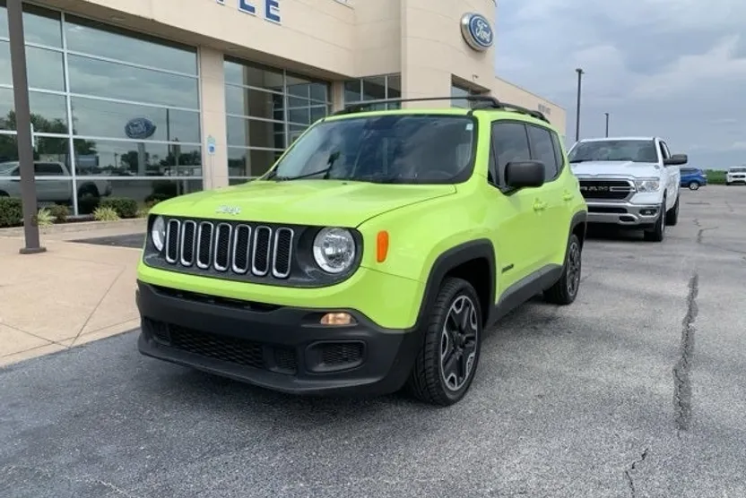 2017 Jeep Renegade Sport photo 1