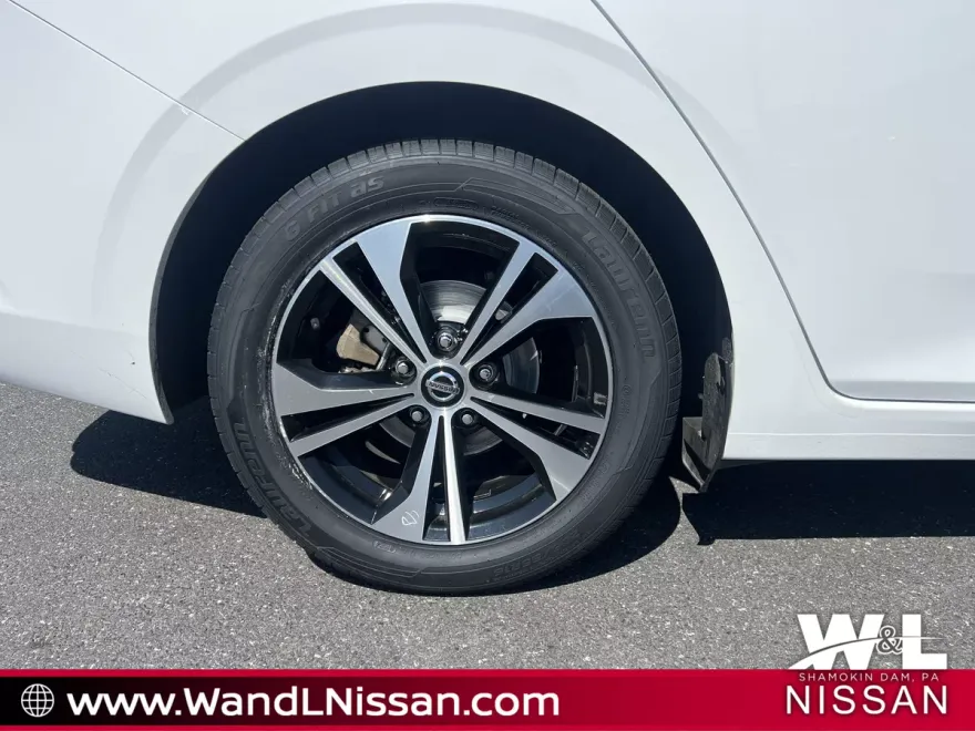 2023 Nissan Sentra SV photo 1