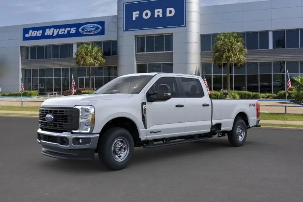 2025 Ford F-250 XL photo 1