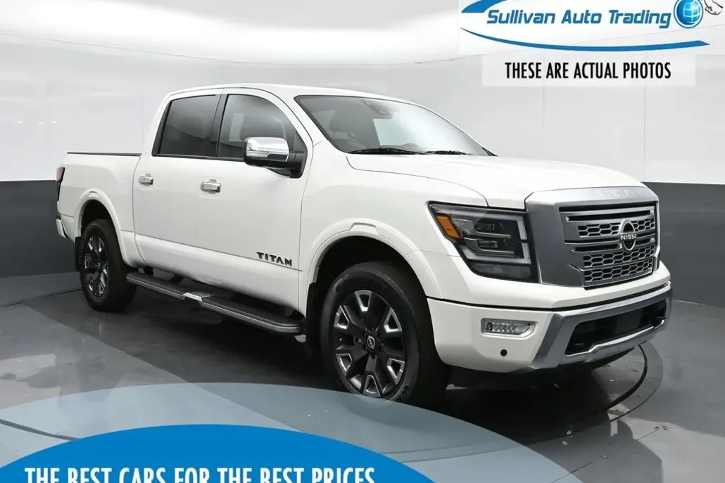 2023 Nissan Titan Platinum Reserve photo 1
