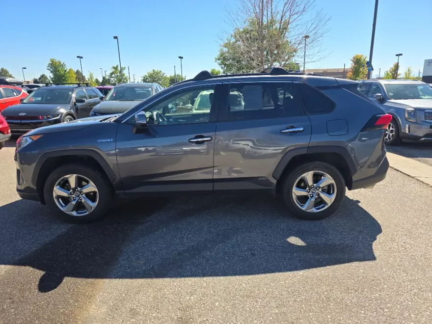 2019 Toyota RAV4 Hybrid Limited photo 1