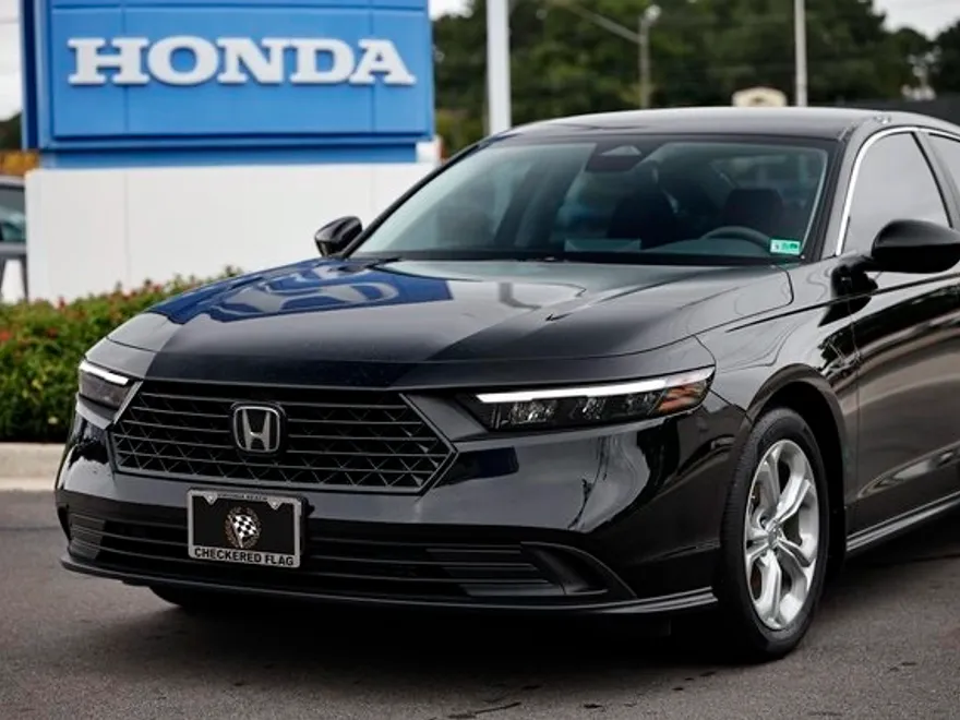 2024 Honda Accord LX photo 1