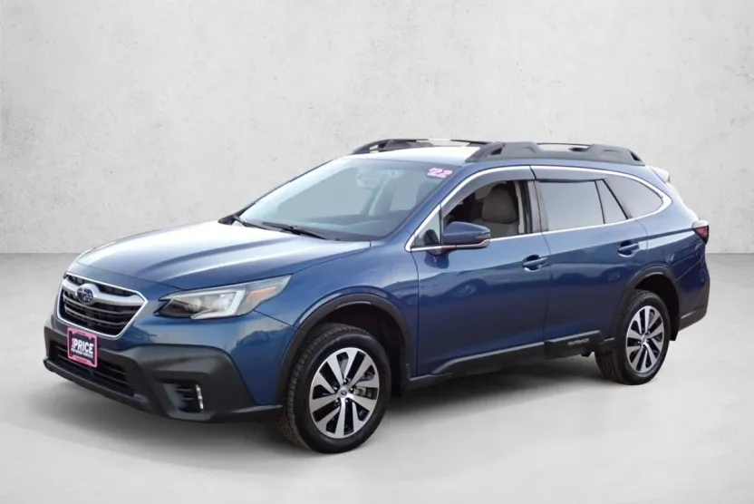 2022 Subaru Outback Premium photo 1