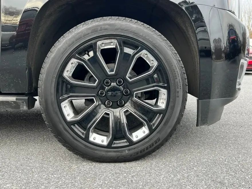 2019 Gmc Yukon Denali photo 1