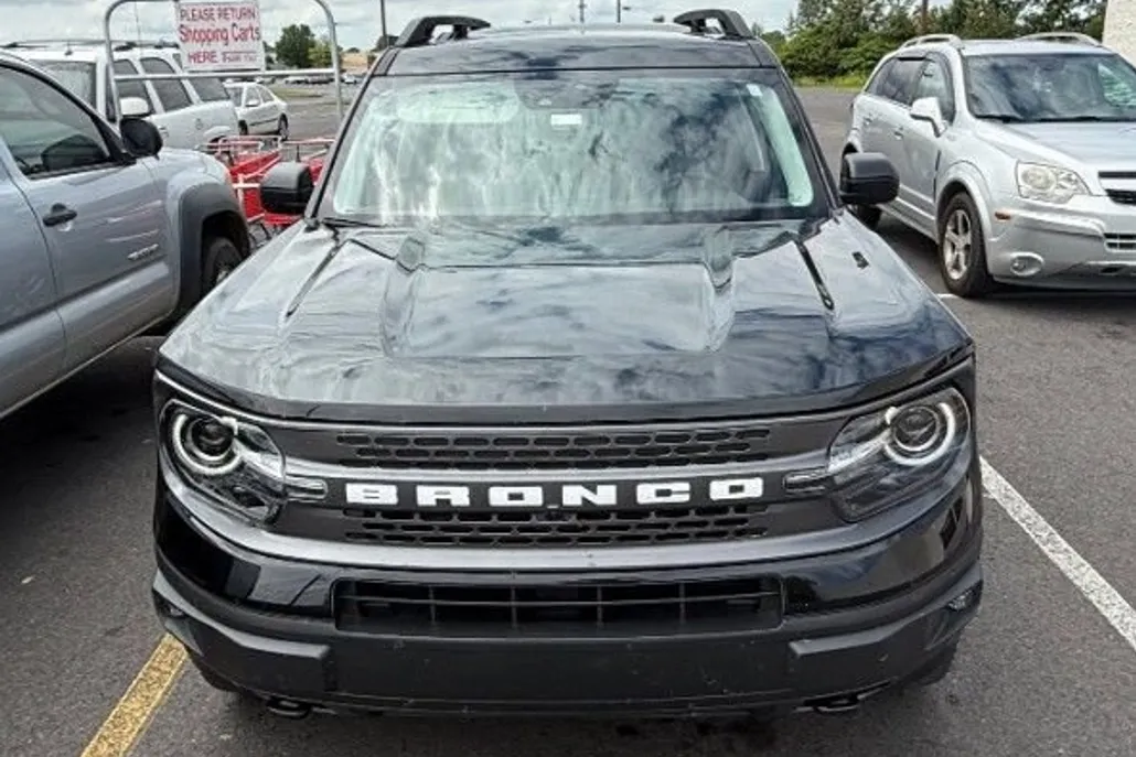 2024 Ford Bronco Sport Badlands photo 1