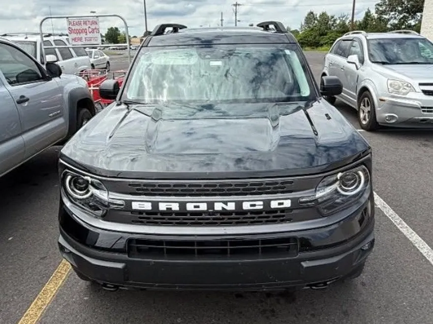 2024 Ford Bronco Sport Badlands photo 1