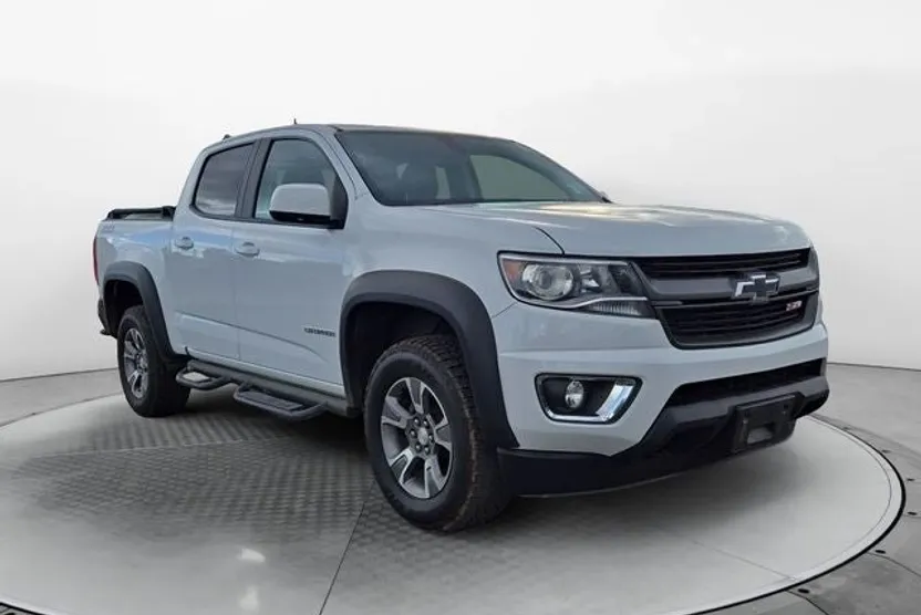 2017 Chevrolet Colorado Z71 photo 1