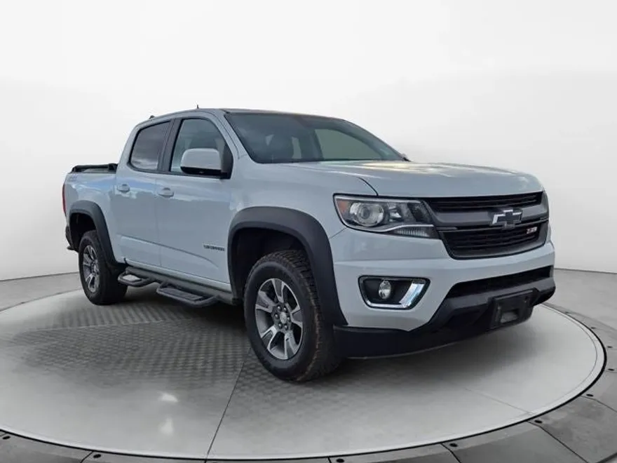 2017 Chevrolet Colorado Z71 photo 1