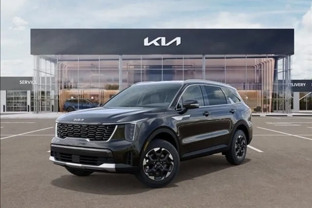 2025 Kia Sorento S photo 1