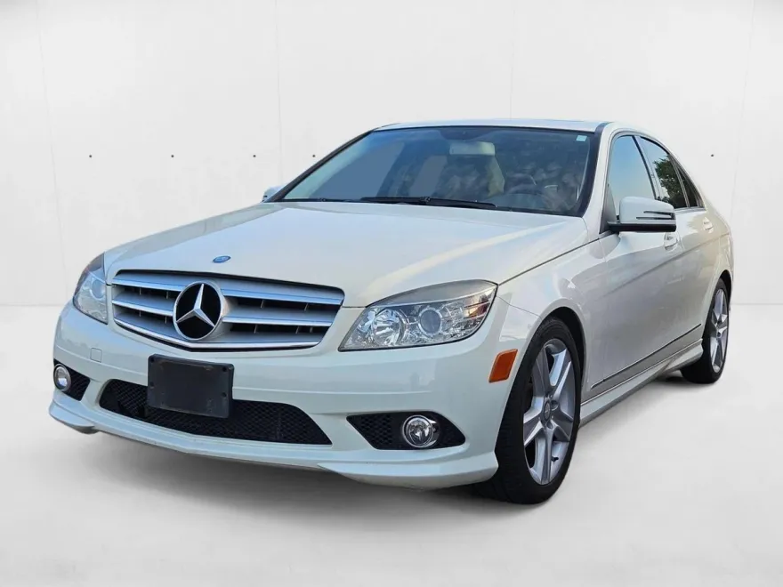 2010 Mercedes Benz C 300 Sport photo 1