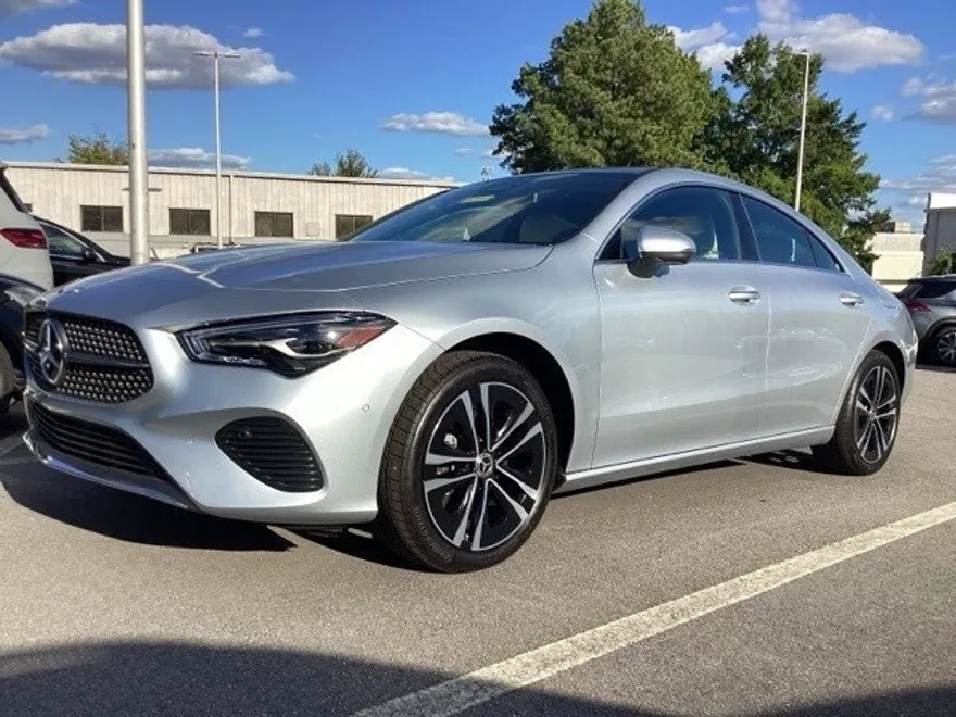 2025 Mercedes Benz CLA 250 photo 1