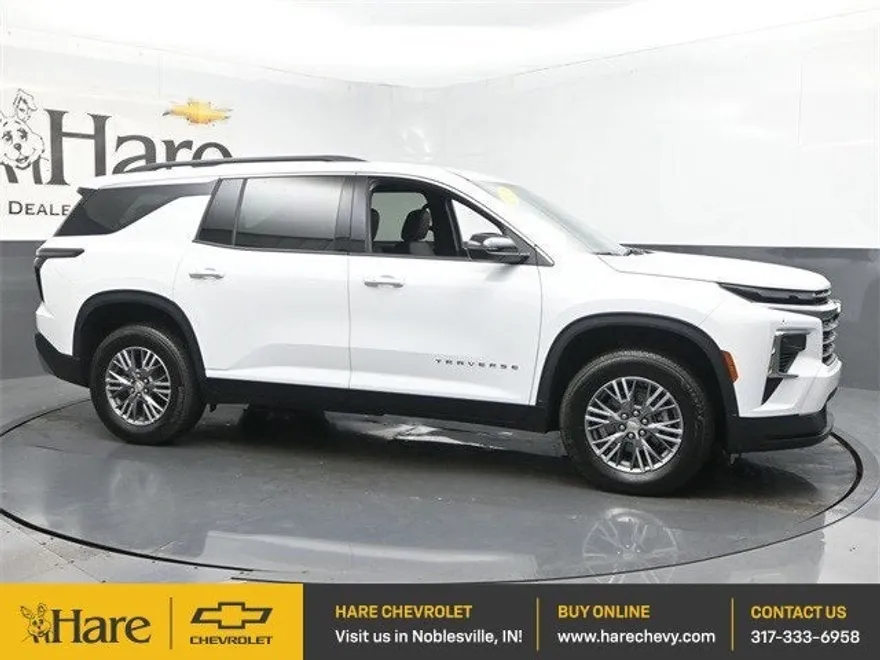 2025 Chevrolet Traverse photo 1