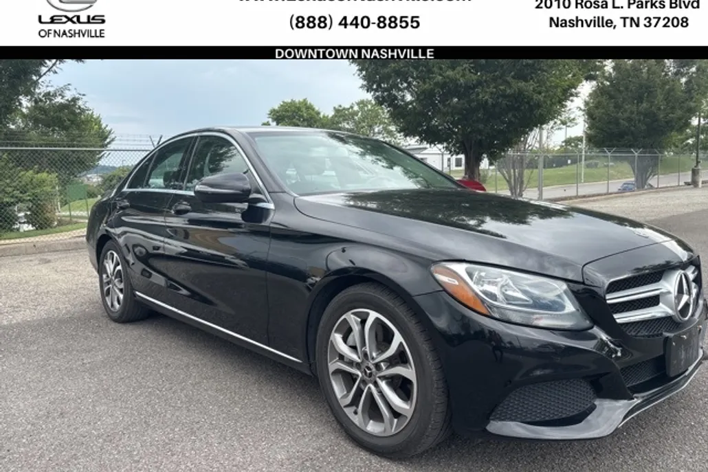 2017 Mercedes Benz C 300 photo 1