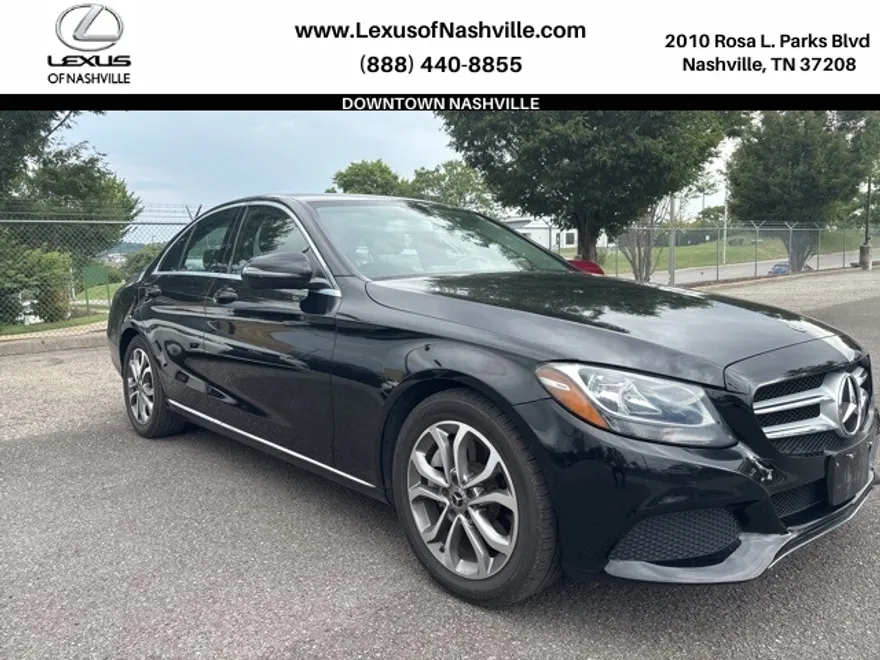 2017 Mercedes Benz C 300 photo 1