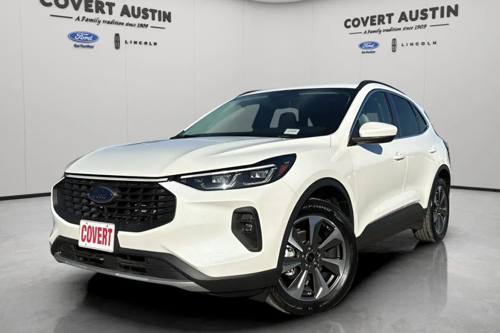 2025 Ford Escape Hybrid Platinum photo 1