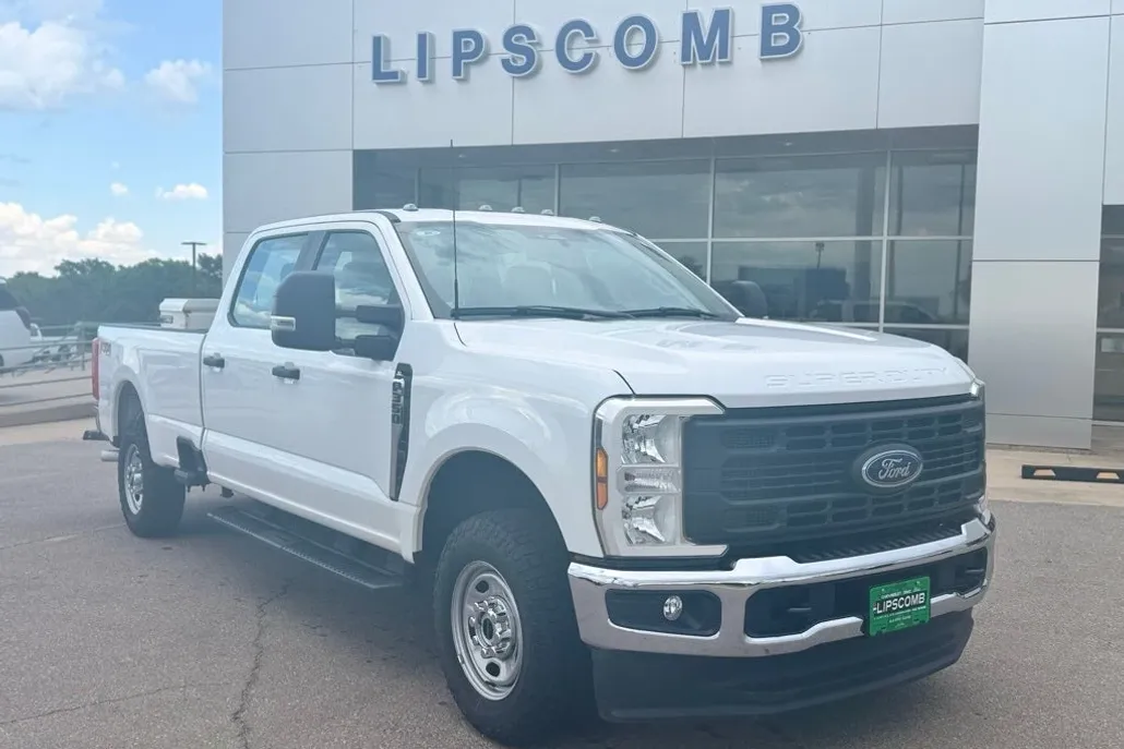2024 Ford F-350 XL photo 1