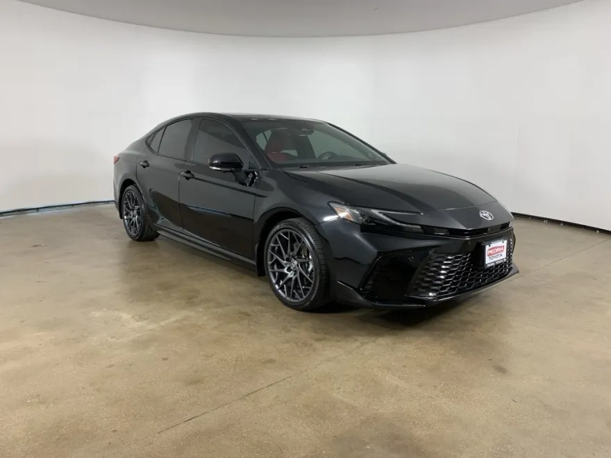 2025 Toyota Camry XSE photo 1