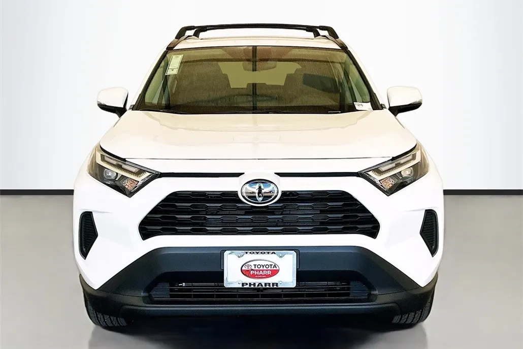 2025 Toyota RAV4 Hybrid XLE photo 1