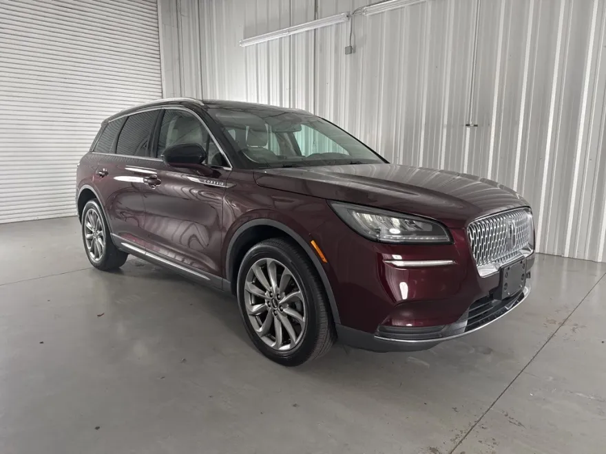 2021 Lincoln Corsair Standard photo 1