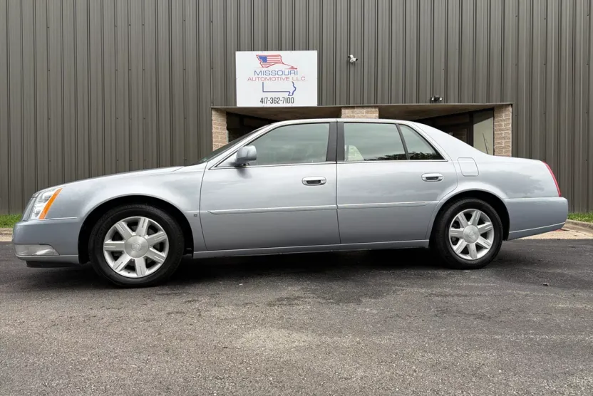 2006 Cadillac DTS photo 1