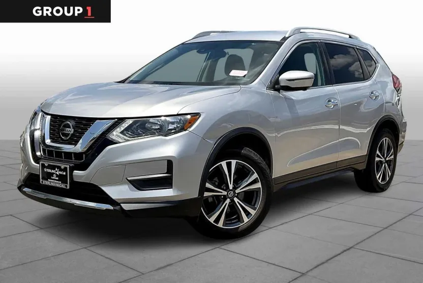 2019 Nissan Rogue SV photo 1