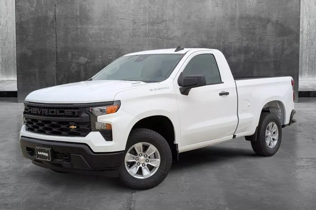 2025 Chevrolet Silverado 1500 photo 1