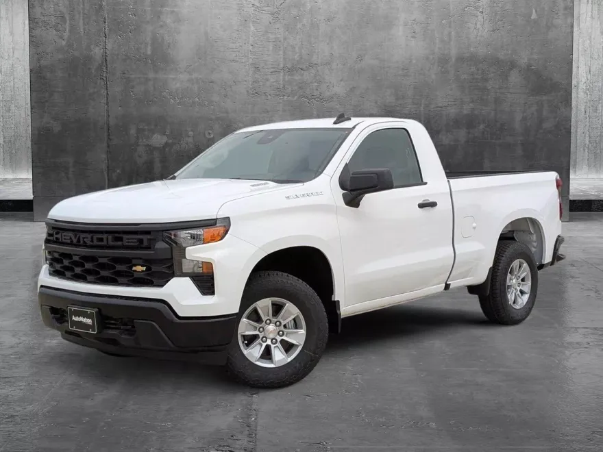 2025 Chevrolet Silverado 1500 photo 1