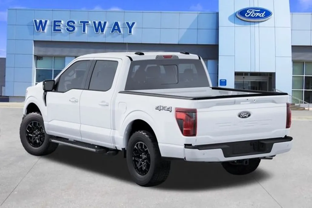 2025 Ford F-150 XLT photo 1