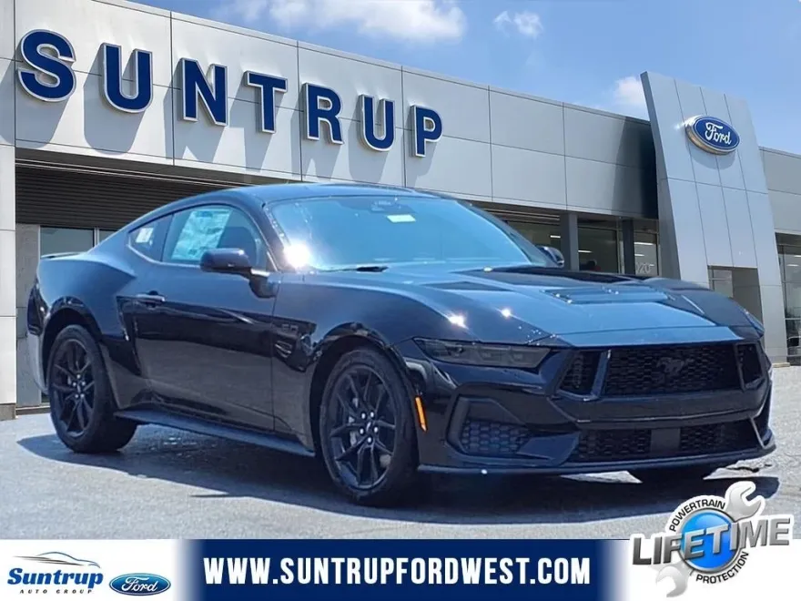 2025 Ford Mustang GT photo 1