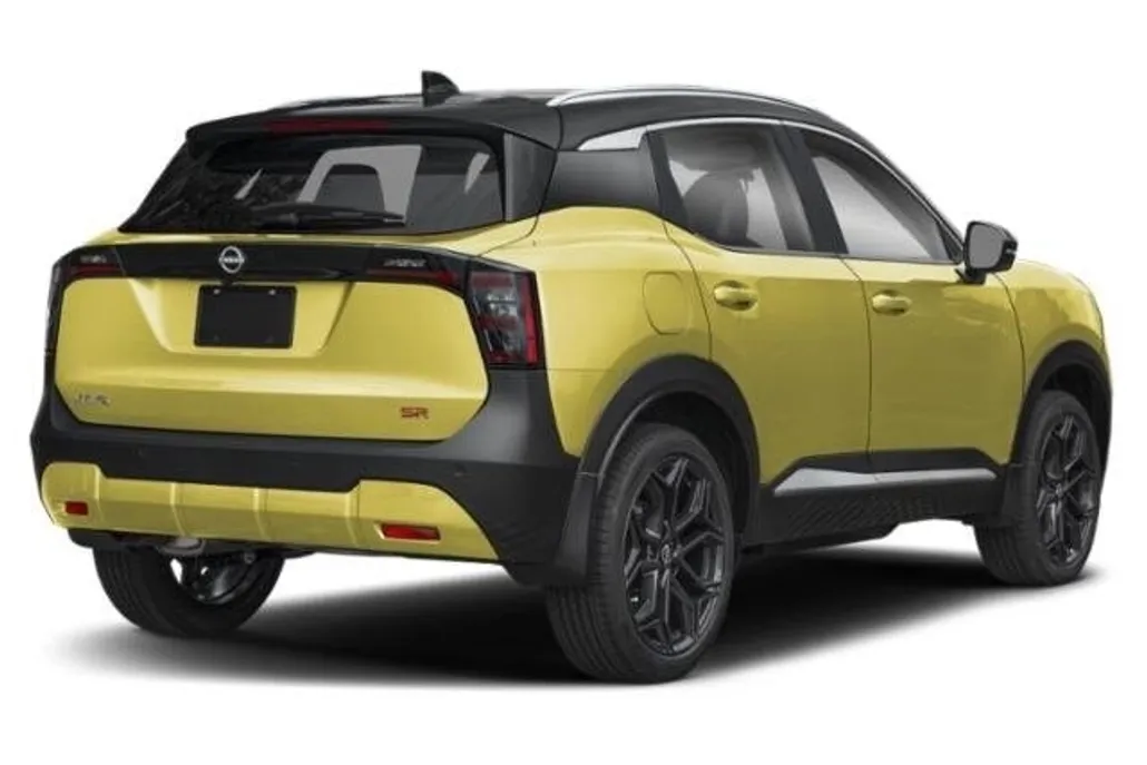 2026 Nissan Kicks SR photo 1