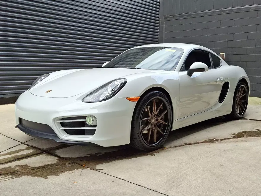 2014 Porsche Cayman photo 1