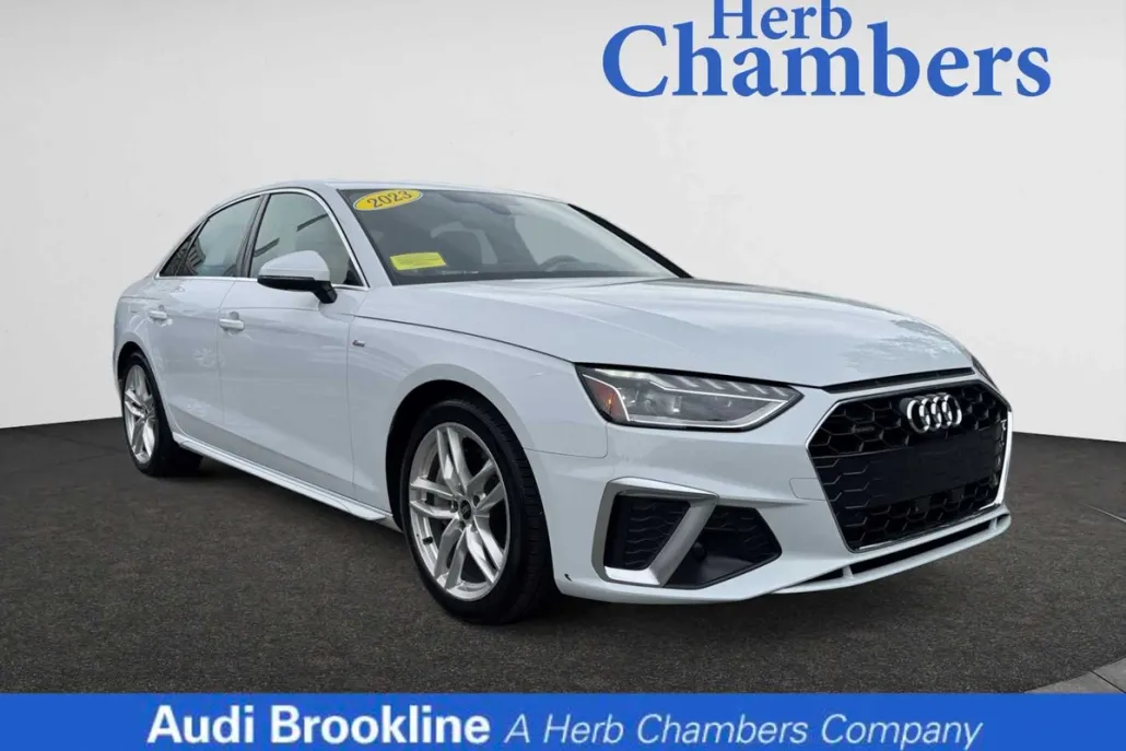2023 Audi A4 S line Quattro Premium Plus photo 1