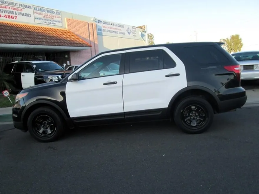 2015 Ford Explorer photo 1