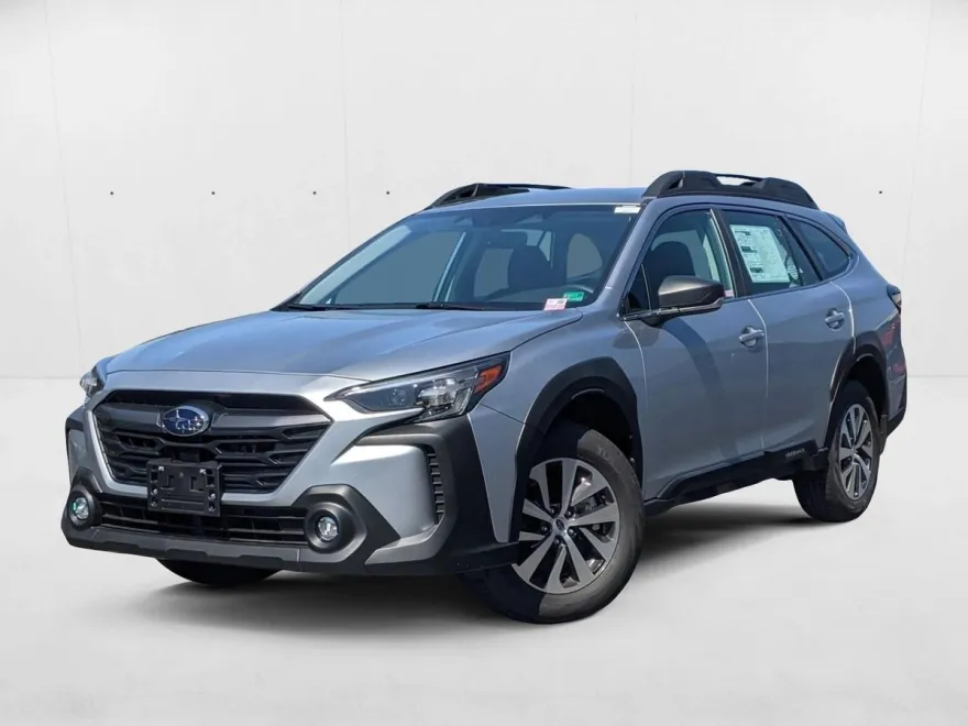 2025 Subaru Outback Base photo 1