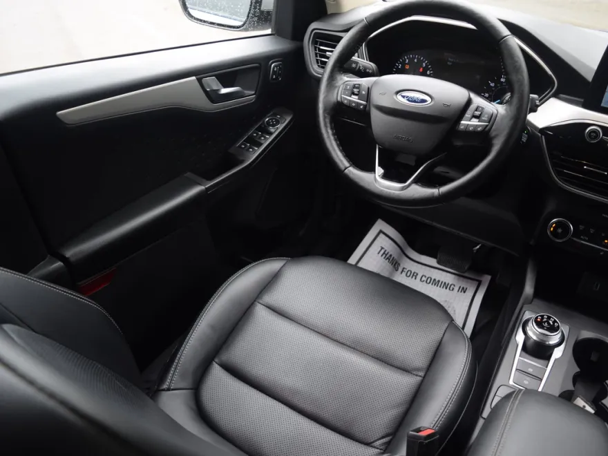 2020 Ford Escape SEL photo 1