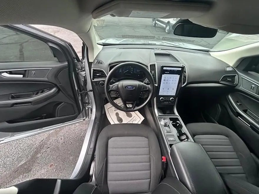 2023 Ford Edge SE photo 34