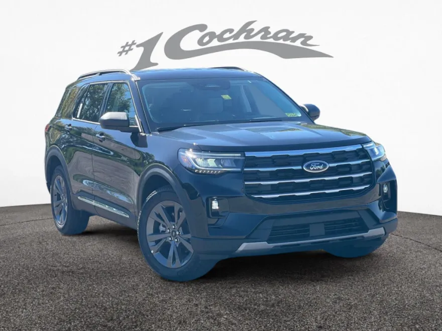 2025 Ford Explorer photo 1