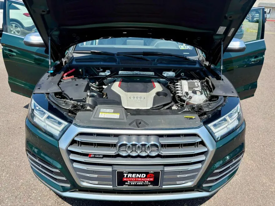 2018 Audi SQ5 Premium Plus photo 1