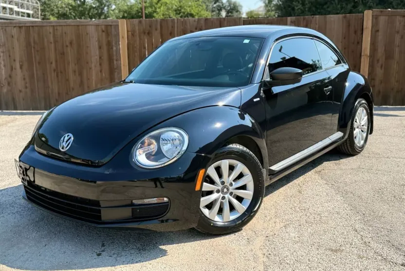 2016 Volkswagen Beetle 1.8T photo 1