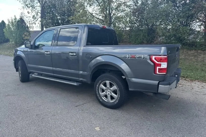 2020 Ford F-150 XLT photo 1