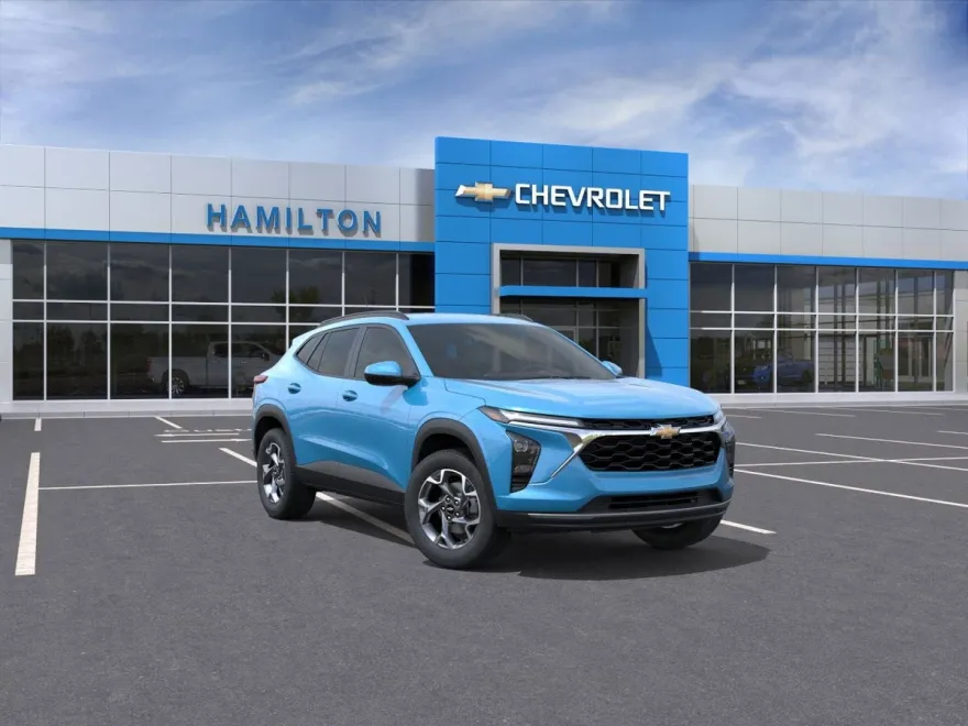 2025 Chevrolet Trax LT photo 1