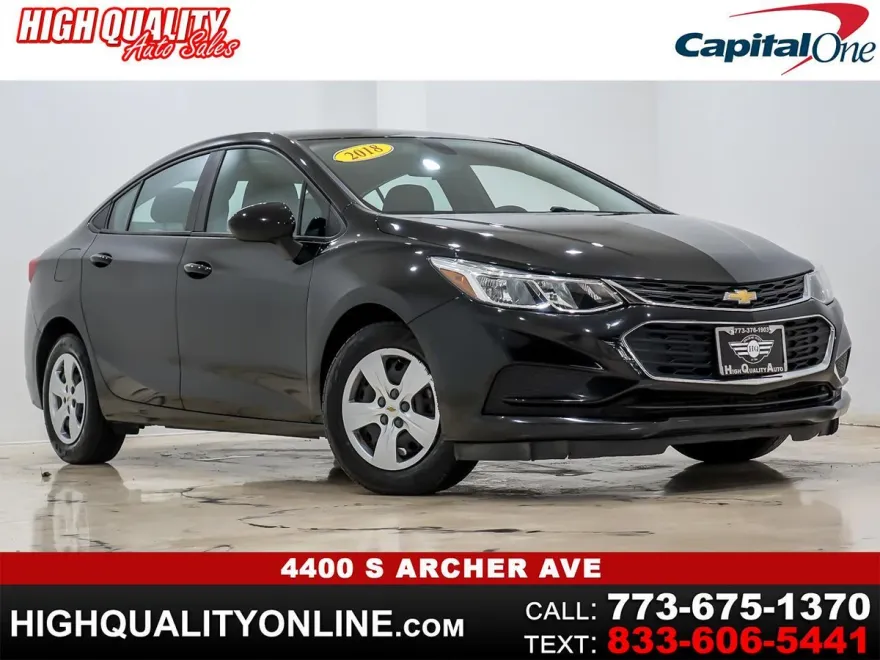 2018 Chevrolet Cruze LS photo 1
